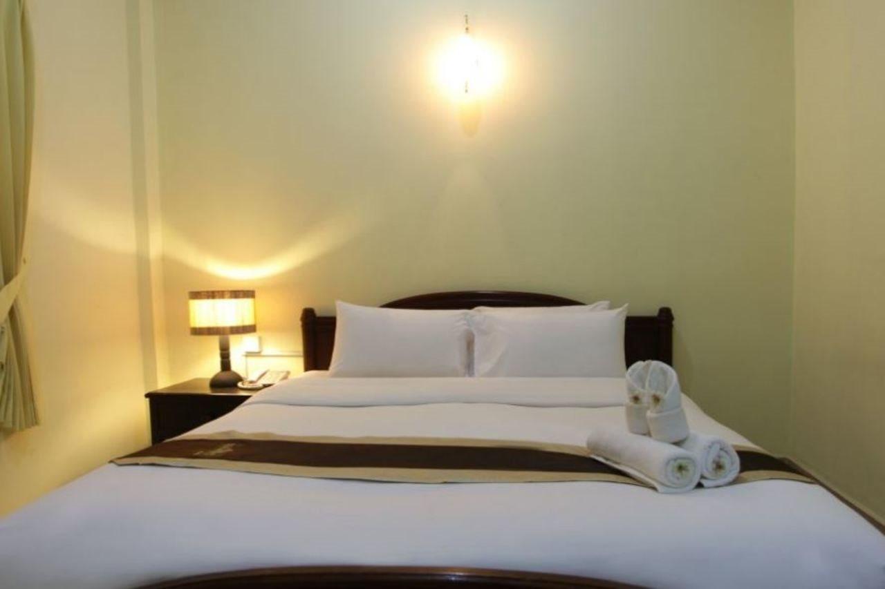 Siem Reap Urban Boutique Hotel Exterior photo