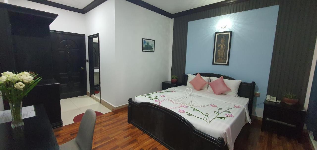Siem Reap Urban Boutique Hotel Exterior photo
