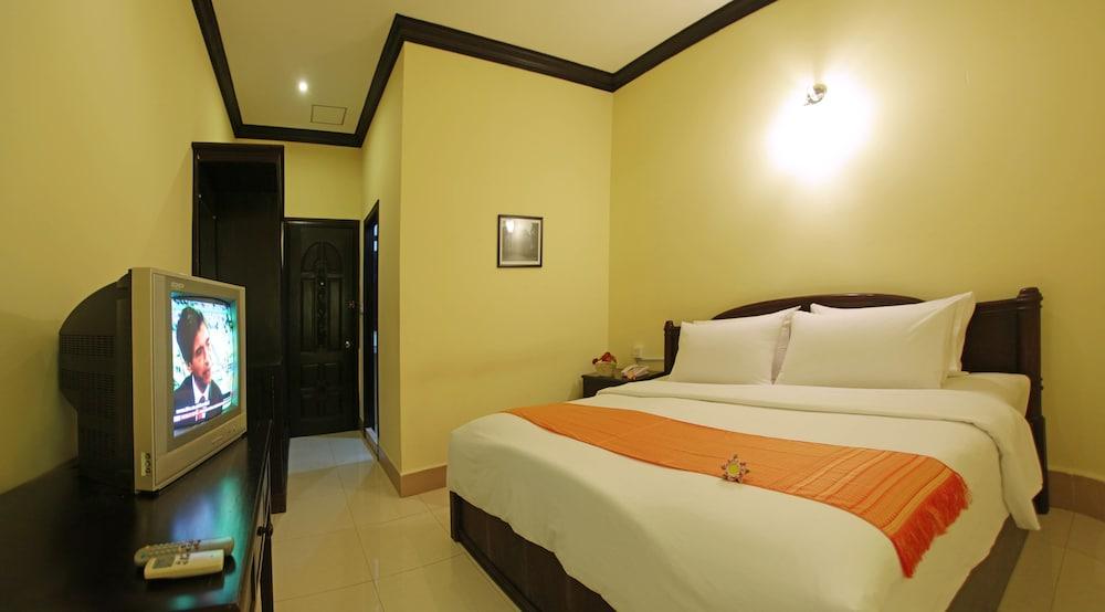 Siem Reap Urban Boutique Hotel Exterior photo