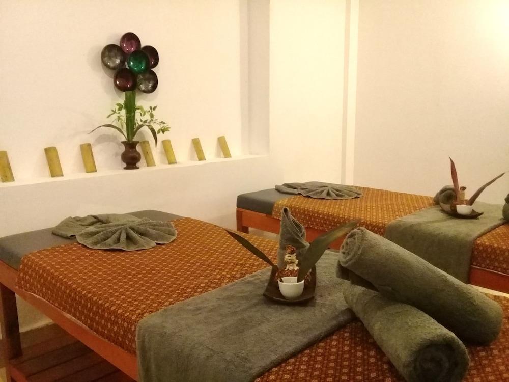 Siem Reap Urban Boutique Hotel Exterior photo