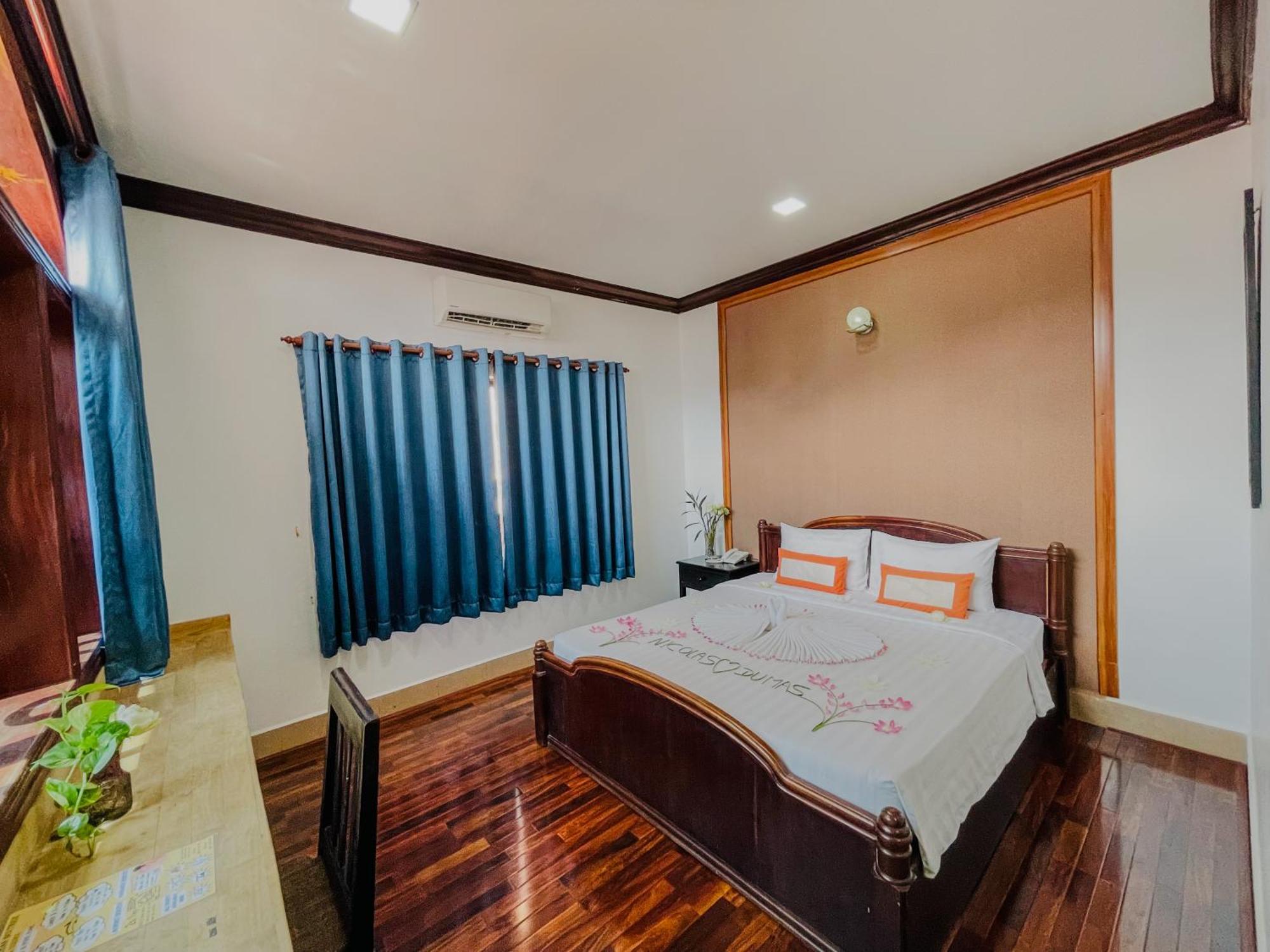 Siem Reap Urban Boutique Hotel Exterior photo