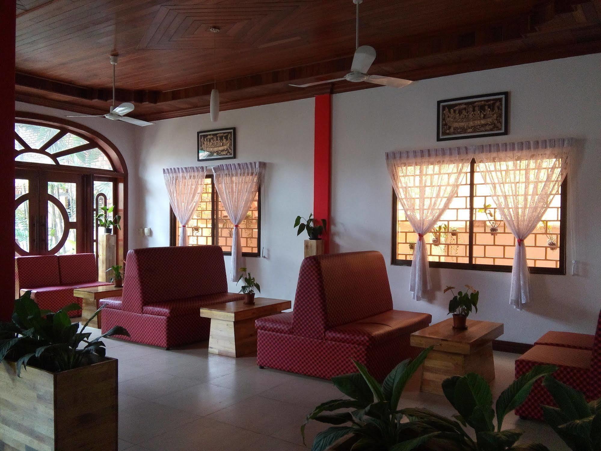 Siem Reap Urban Boutique Hotel Exterior photo